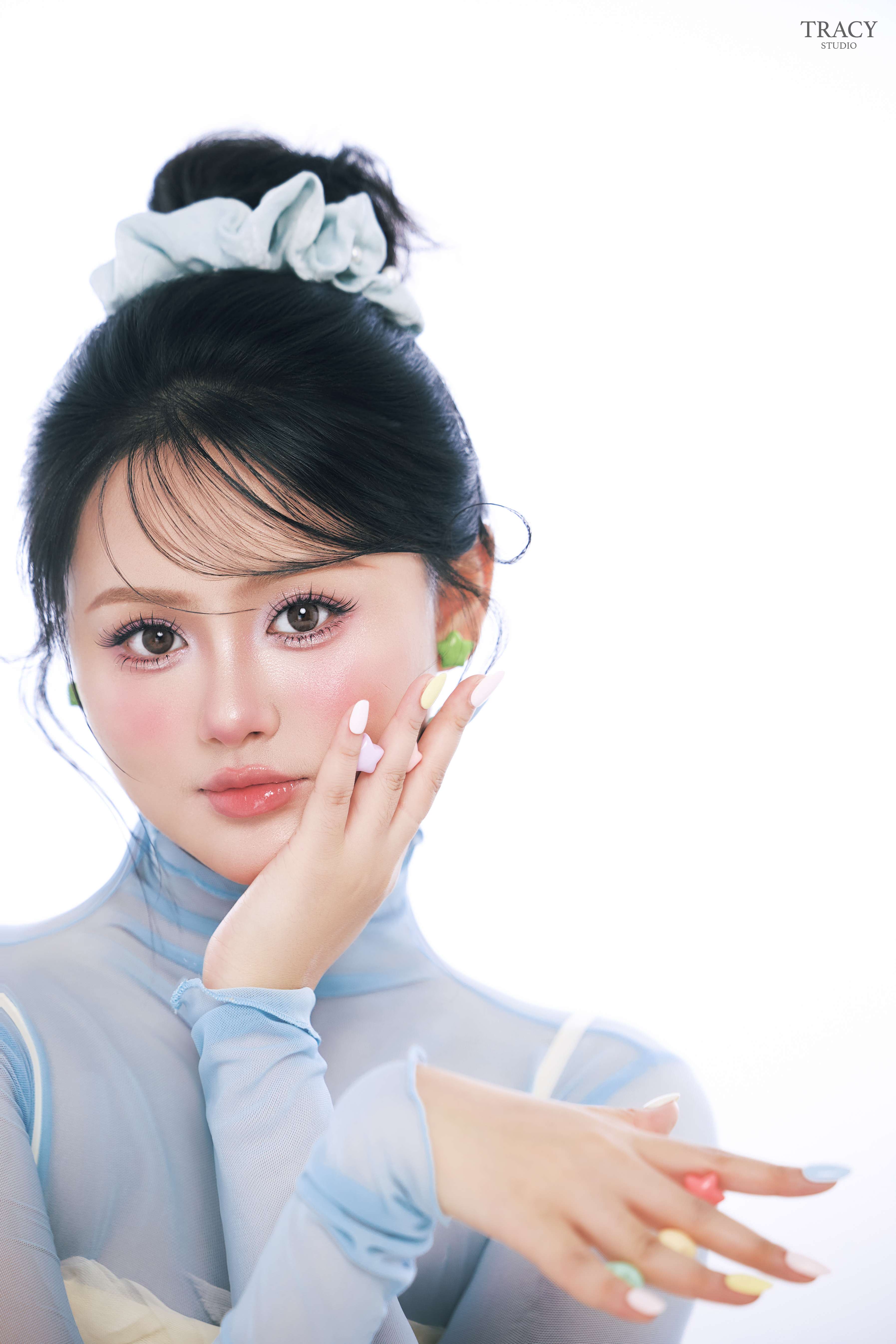 frontend/img/gallery/concept-sinh-nhat/tracy-studio-chup-concept-birthday-trang (2).jpg